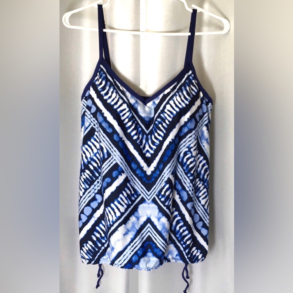 24th & Ocean Bay Breeze Underwire Blouson Tankini Top Size Medium - Picture 3 of 7